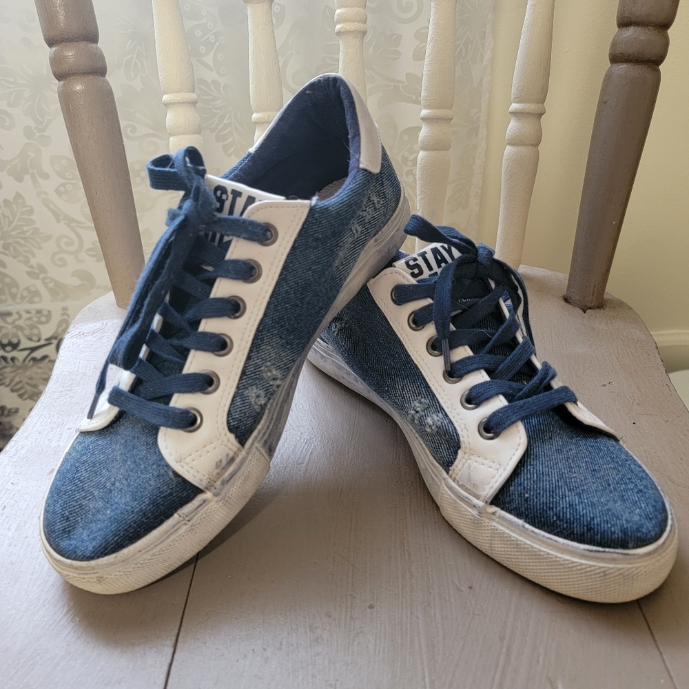 Fabric European sneakers